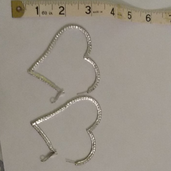 Heart earrings loops